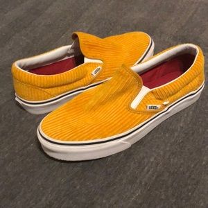 VANS Corduroy Slip On